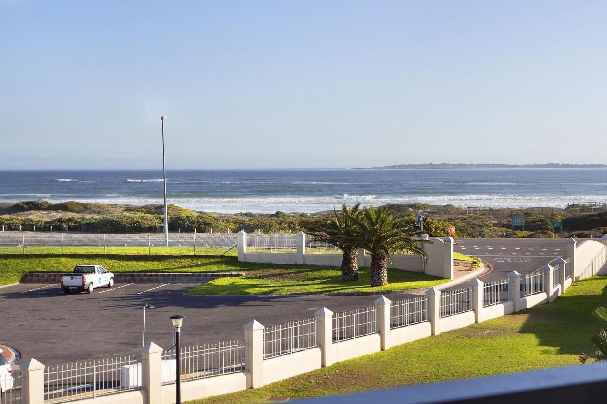 Big Bay Club 21 By Host Agents Kaapstad